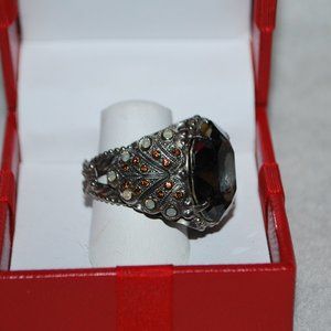 Sorrelli “Concrete Jungle” Black Diamond Band Ring